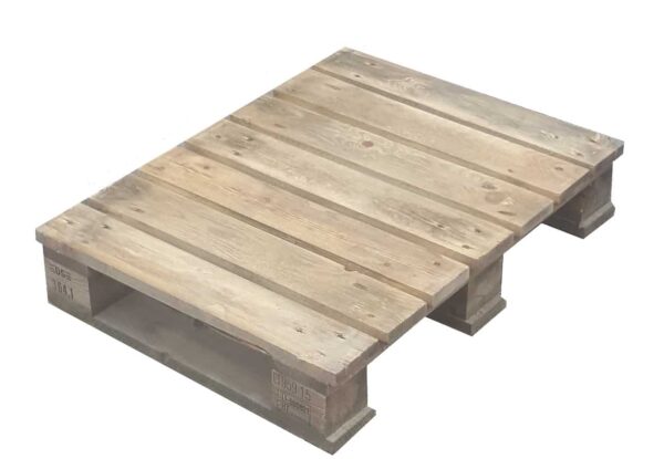 Half-Euro Recon Wooden Pallet