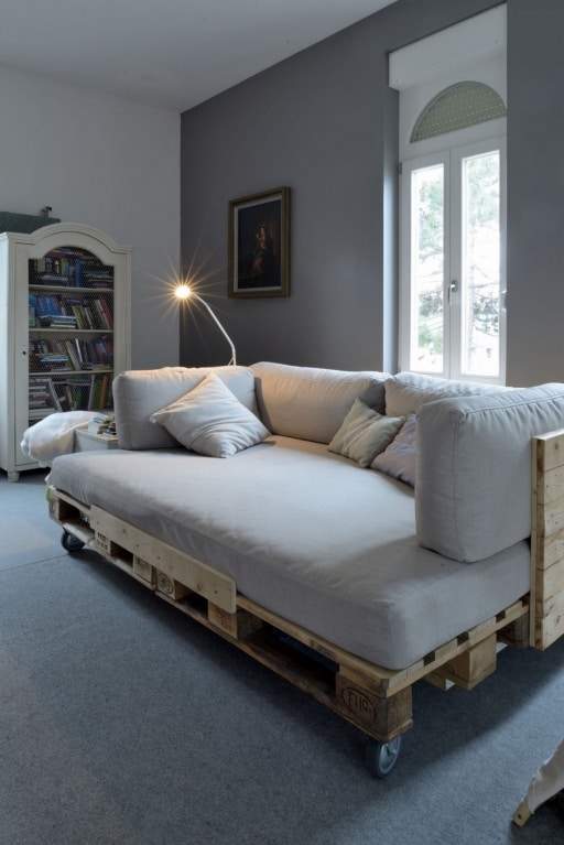 pallet sofa day bed