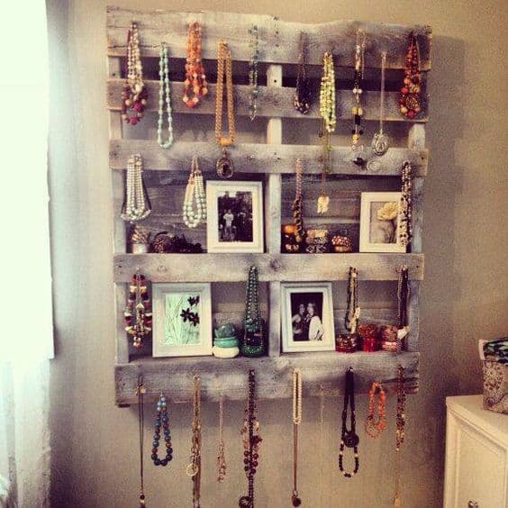 pallet jewellery organiser