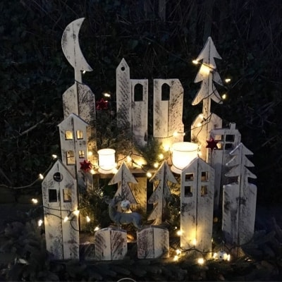 pallet christmas scene