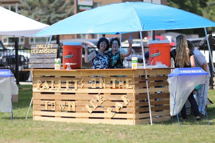 Pallets On The Town bar at the event