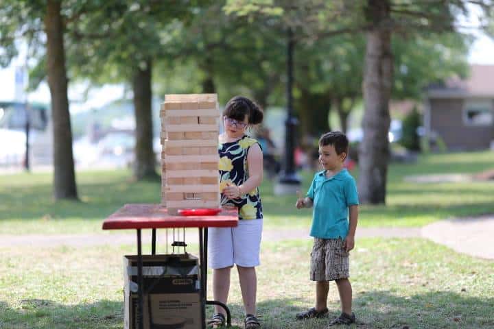 giant jenga game