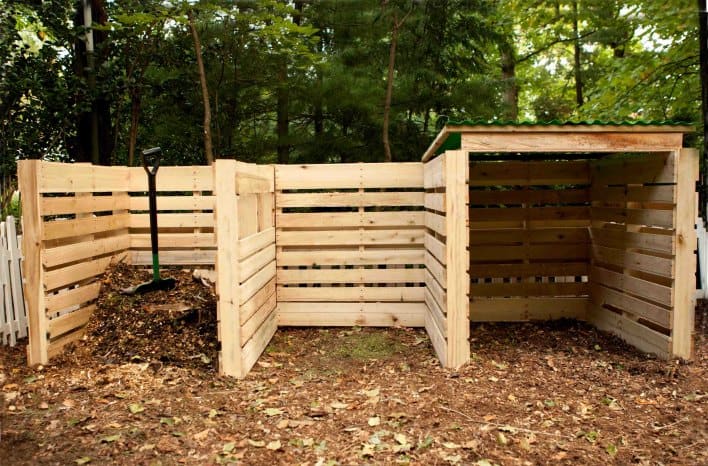 pallet compost bin structure