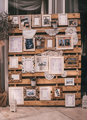 Memory board mad with pallets