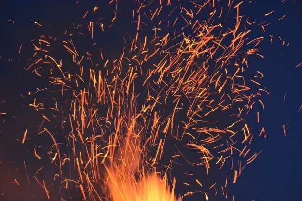 Pallet bonfire