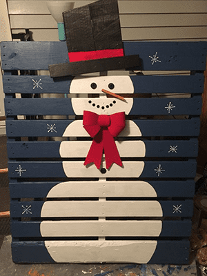 pallet snowman Christmas decoration