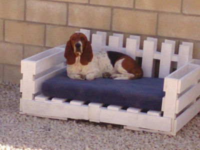 pallet dog bed