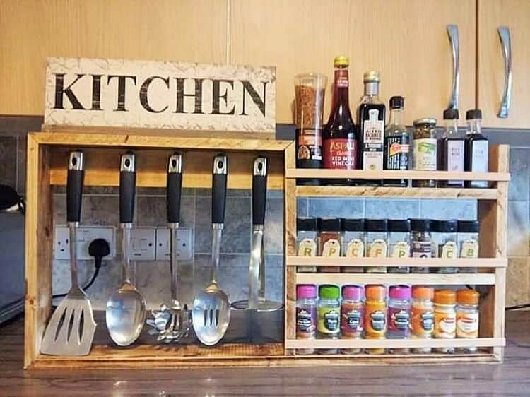 pallet kitchen utensil storage